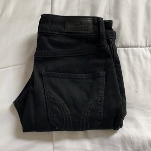 Black Hollister 0s jeans